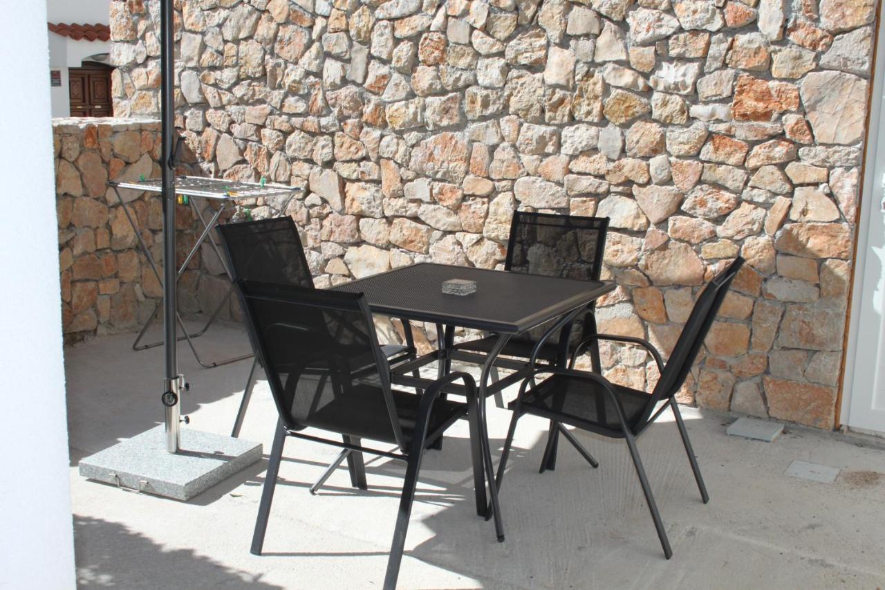 Apartmani "Mali Mago" Tribunj  Bagian luar foto